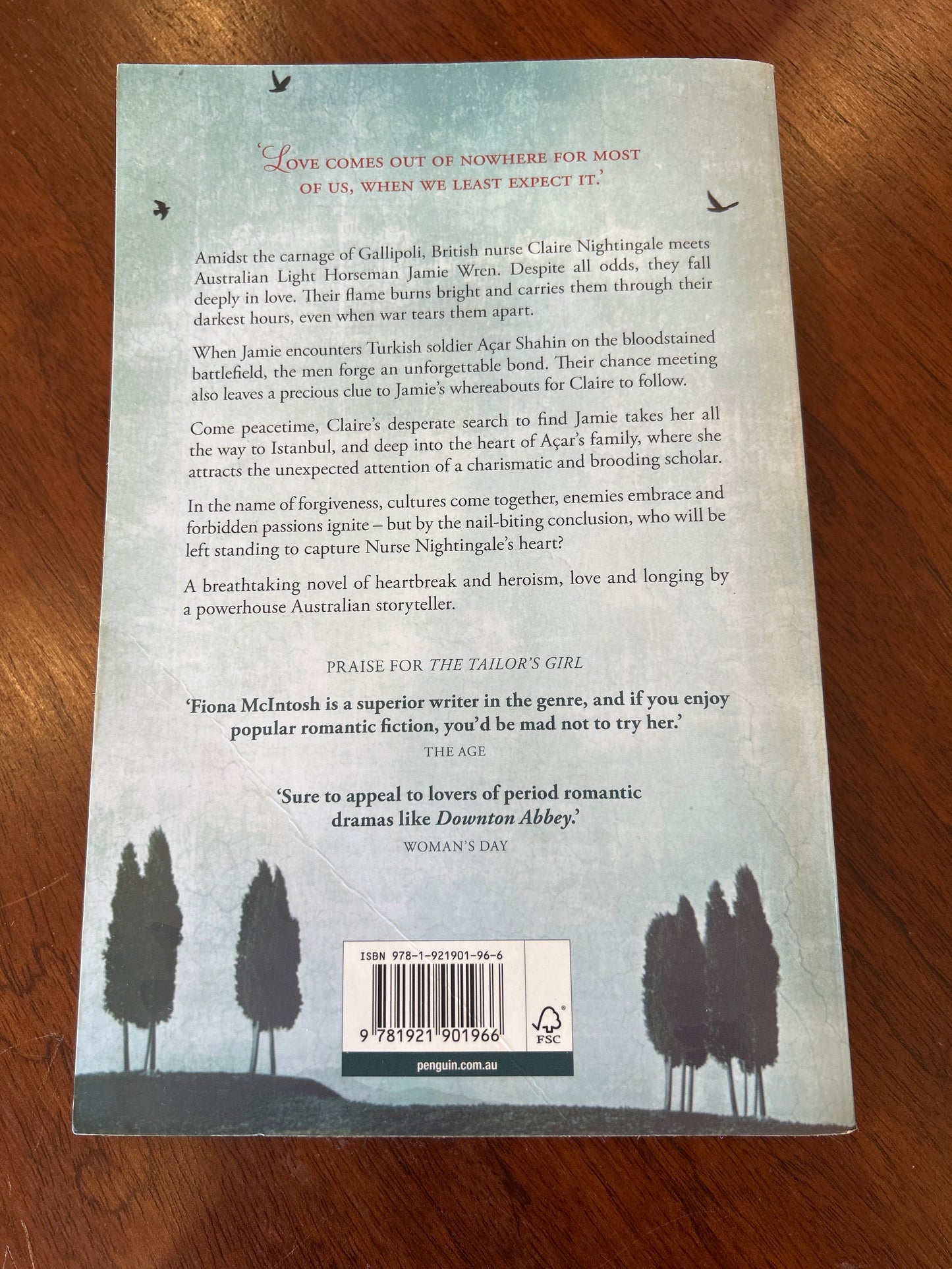 Nightingale. Fiona McIntosh. 2014.