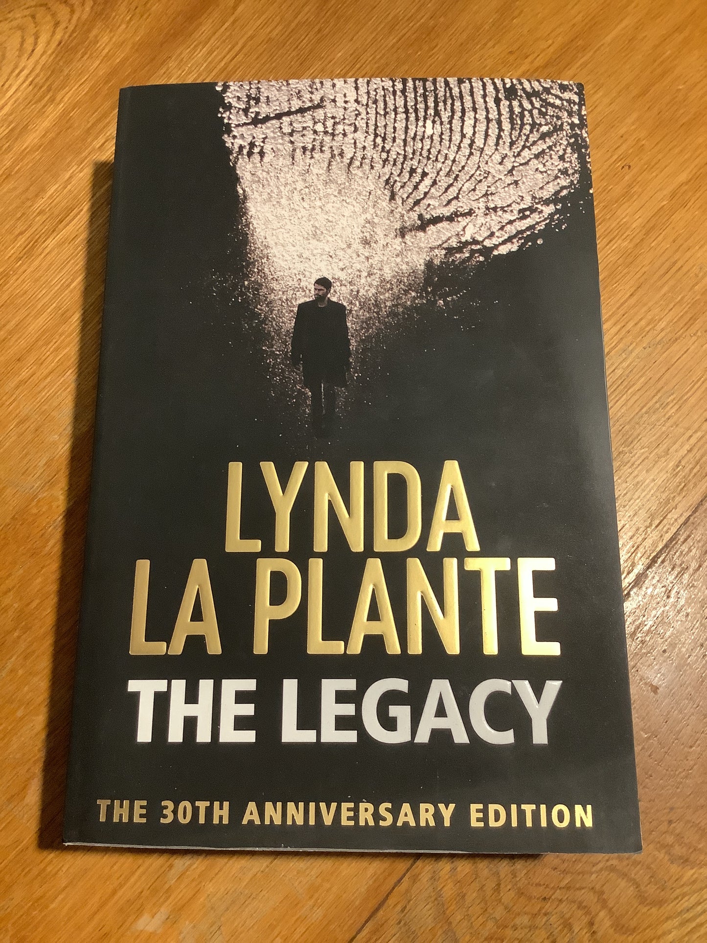 Legacy. Lynda La Plante. 2017.