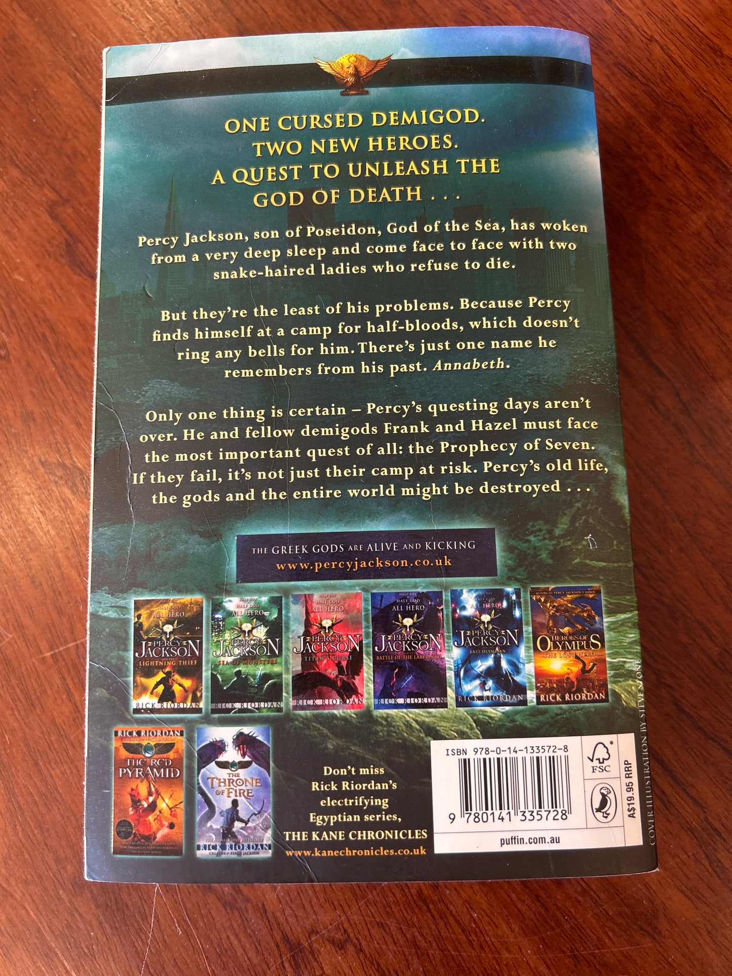 Heroes of Olympus: son of Neptune. Rick Riordan. 2011.