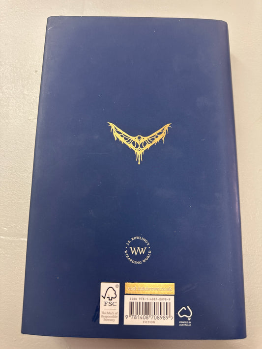 Fantastic beasts and where to find them: the original screenplay. J.K. Rowling. 2016.