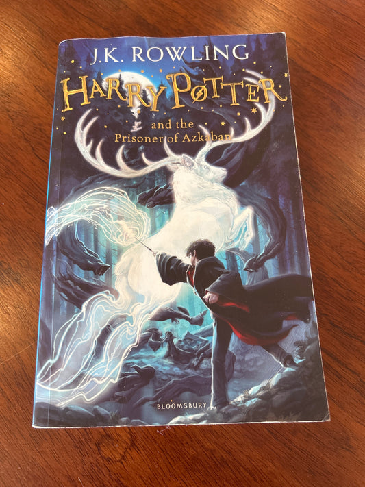 Harry Potter & the prisoner of Azkaban. J.K Rowling.