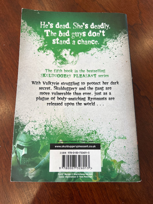 Skullduggery pleasant: mortal coil. Derek Landy. 2017.