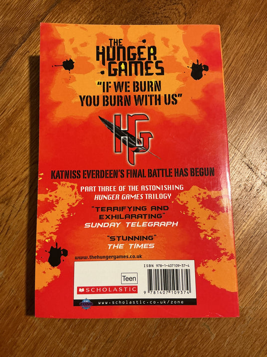 Hunger games: Mockingjay. Suzanne Collins.