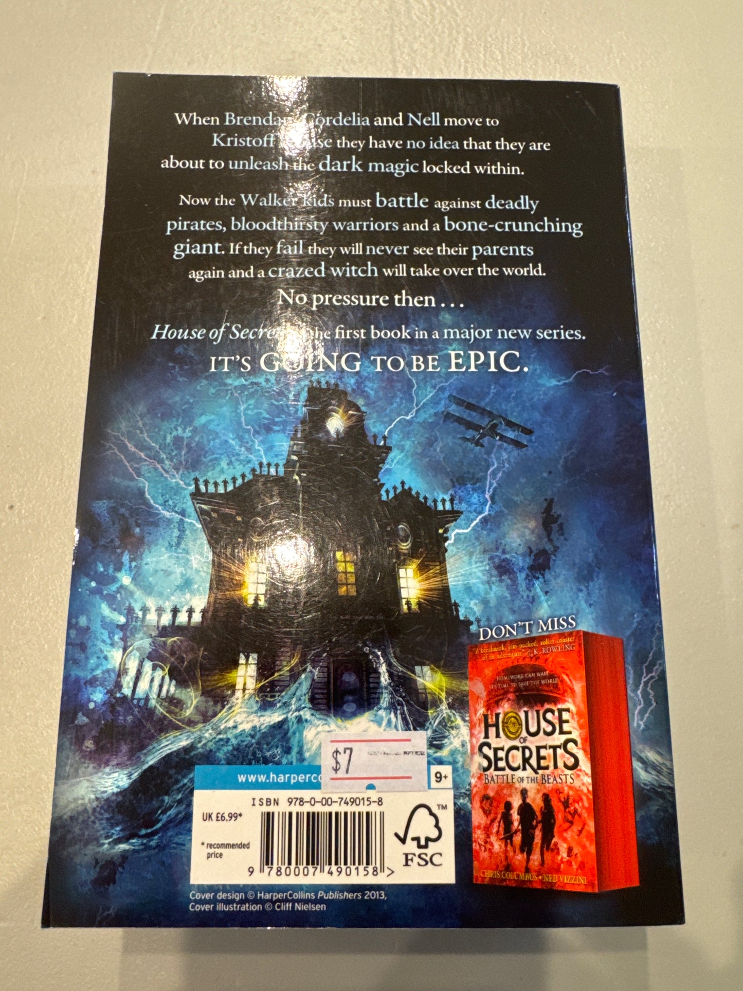 House of secrets. Chris Columbus & Ned Vizzini. 2013.