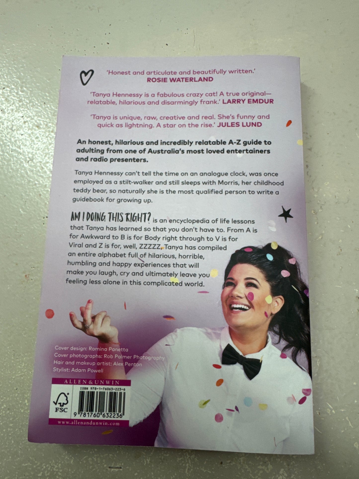 Am I doing this right?: life lessons from the encyclopedia bri-Tanya. Tanya Hennessy. 2018.