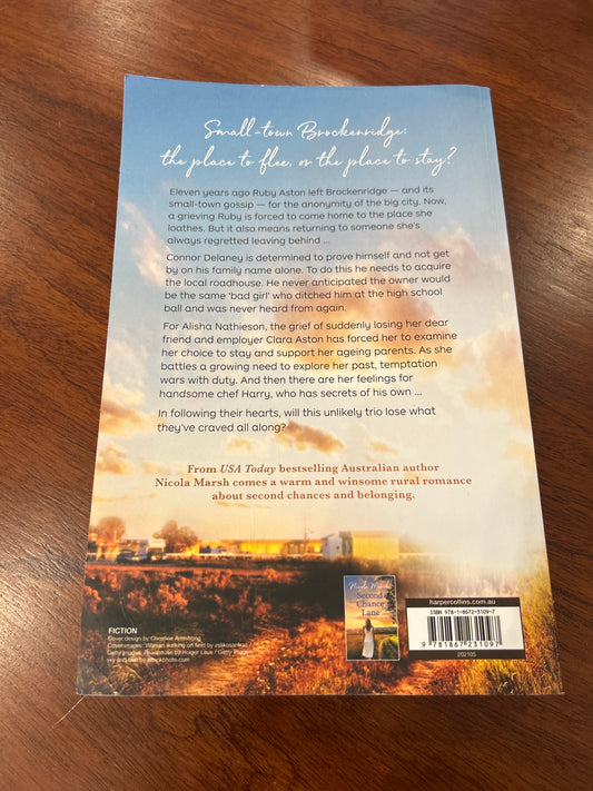 Long way home. Nicola Marsh. 2021.