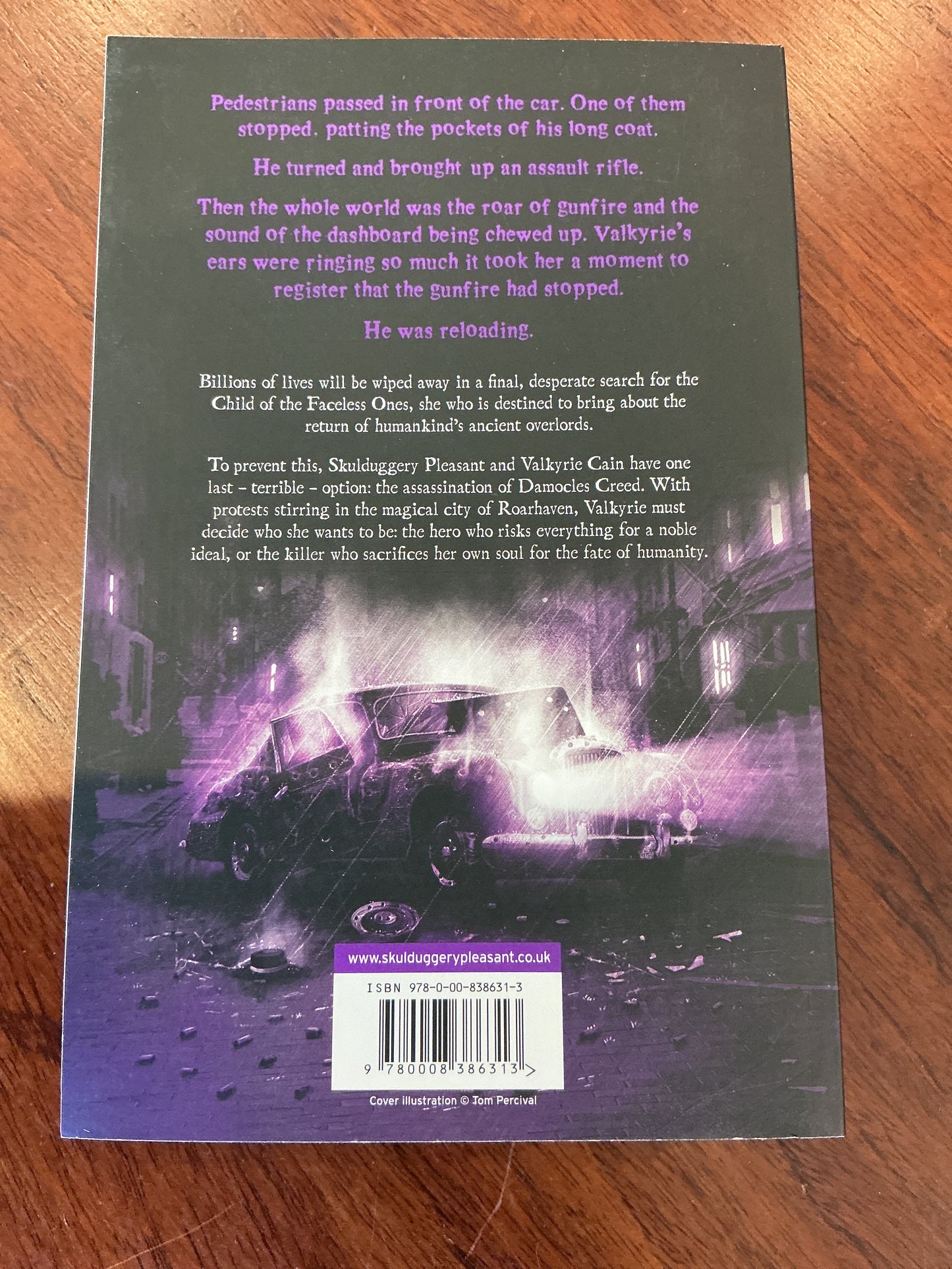 Skullduggery Pleasant: dead or alive. Derek Landy. 2021.