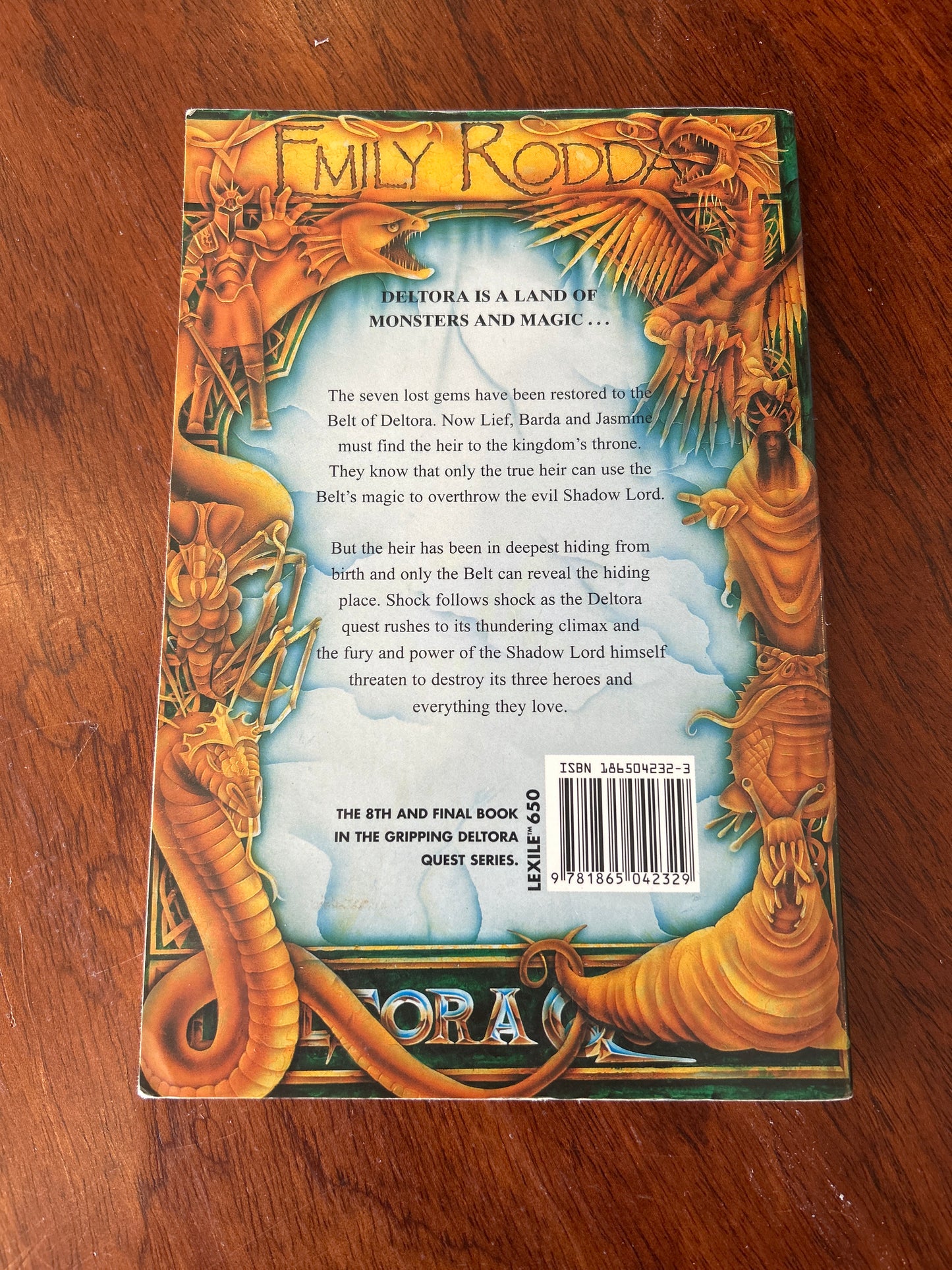 Deltora Quest: Return to Del. Emily Rodda. 2002.