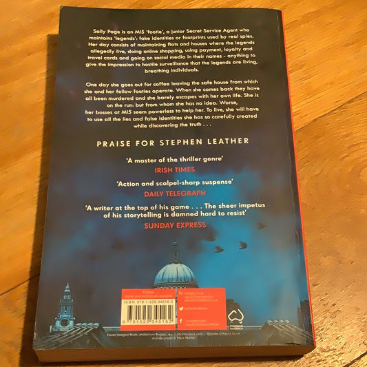 The Runner. Stephen Leather. 2020.