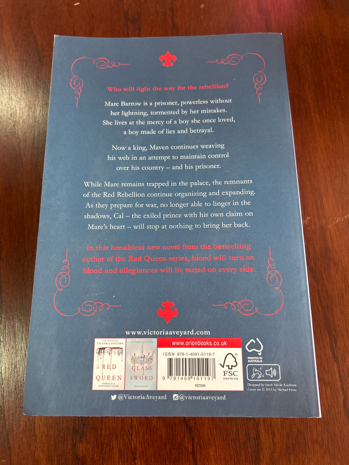 King’s cage. Victoria Aveyard. 2017.