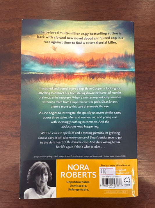 Hidden Nature. Nora Roberts. 2025.