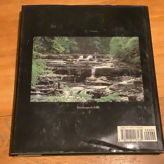 James Herriot’s Yorkshire. James Herriot & Derry Brabbs. 1989.