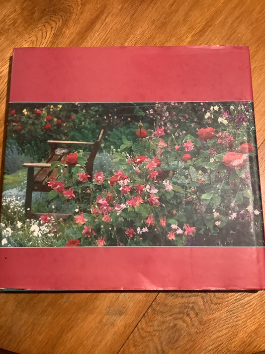 Weekly Times Garden Almanac: an inspiring and practical guide for South-East Australia. Peter Cundall. 2000.