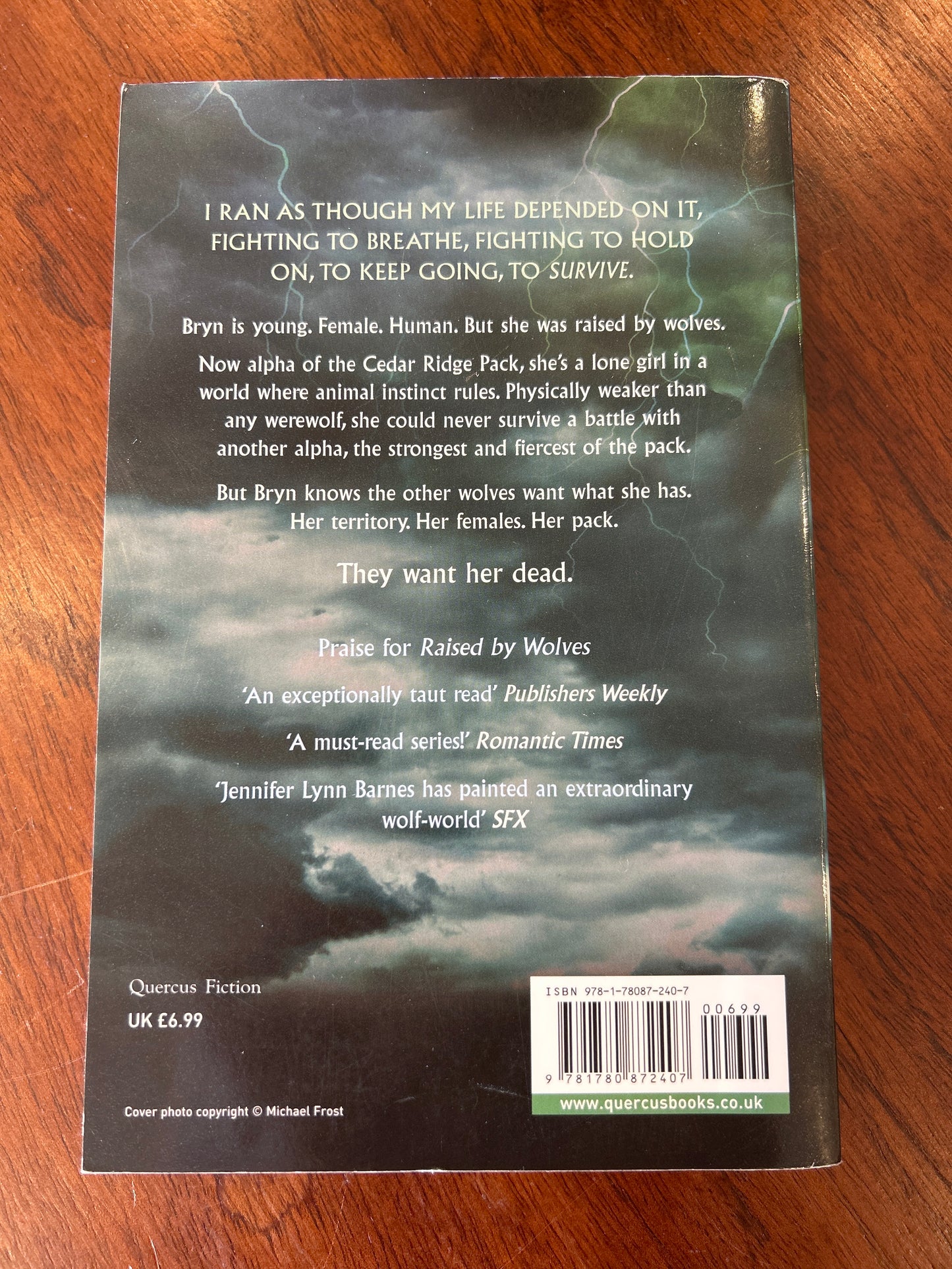 Taken by storm. Jennifer Lynn Barnes. 2012.