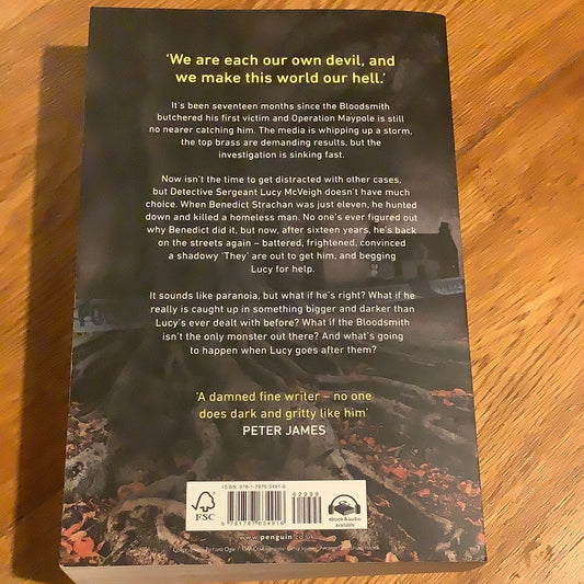 No less the devil. Stuart Macbride. 2022.