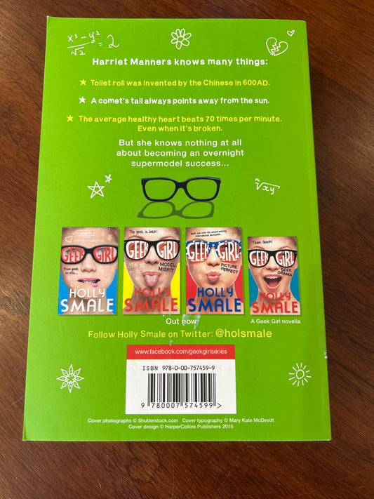 Geek girl: all that glitters. Holly Smale. 2015.