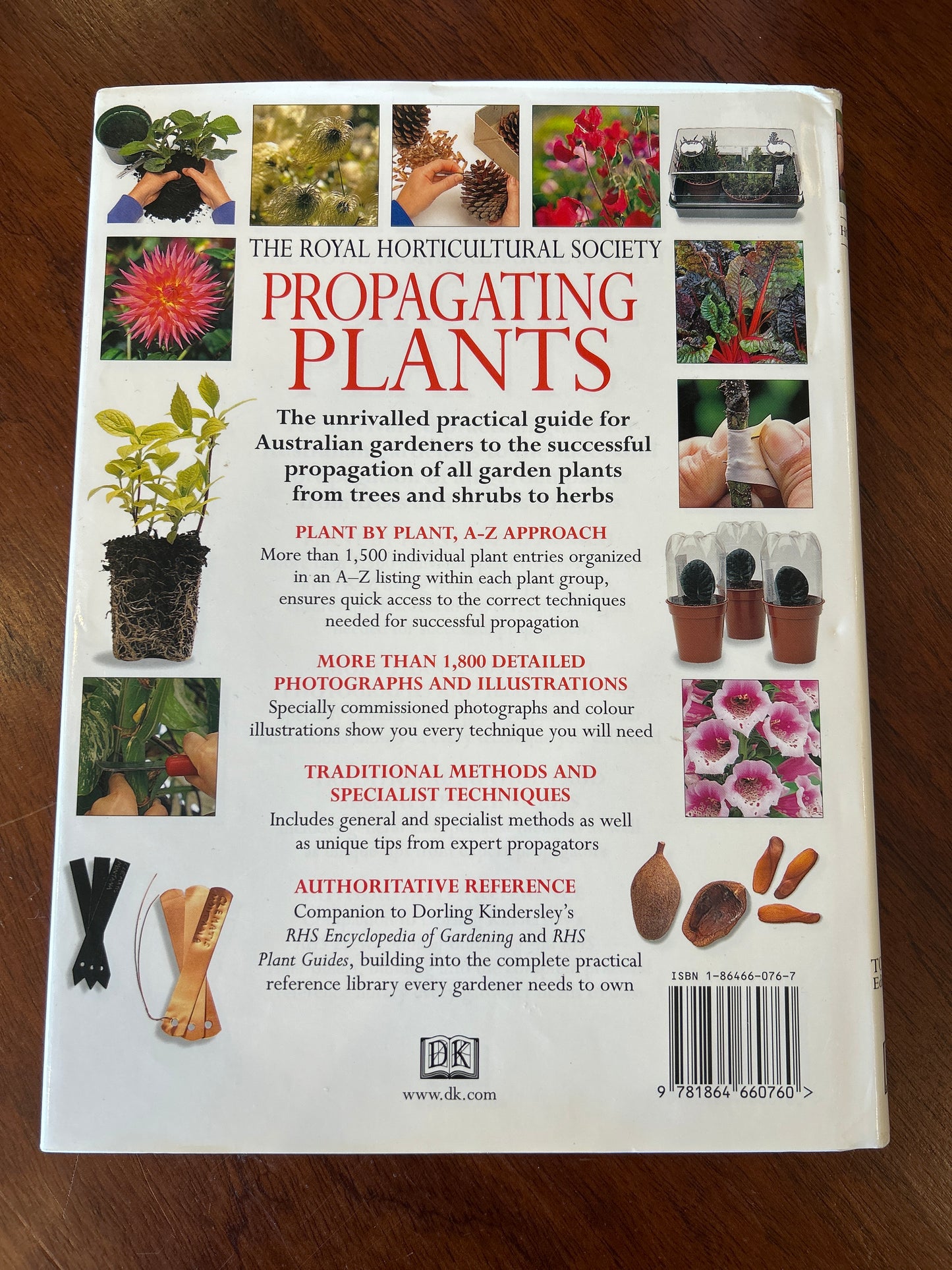 Royal Horticultural Society propagating plants. Alan Toogood. 1999.
