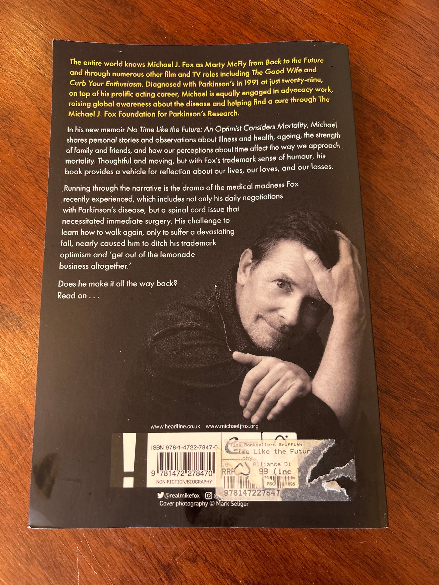 No time like the future: an optimist considers mortality. Michael J. Fox. 2020.