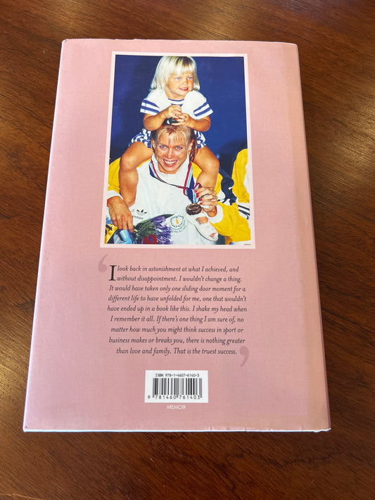 Lisa. Lisa Curry with Ellen Whinnet. 2022.