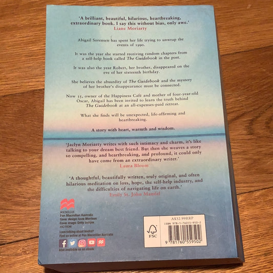 Gravity is the thing. Jaclyn Moriarty. 2019.