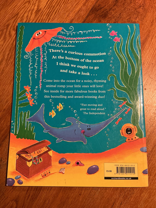 Commotion in the ocean. Giles Andreae & David Wojtowycz. 1999.