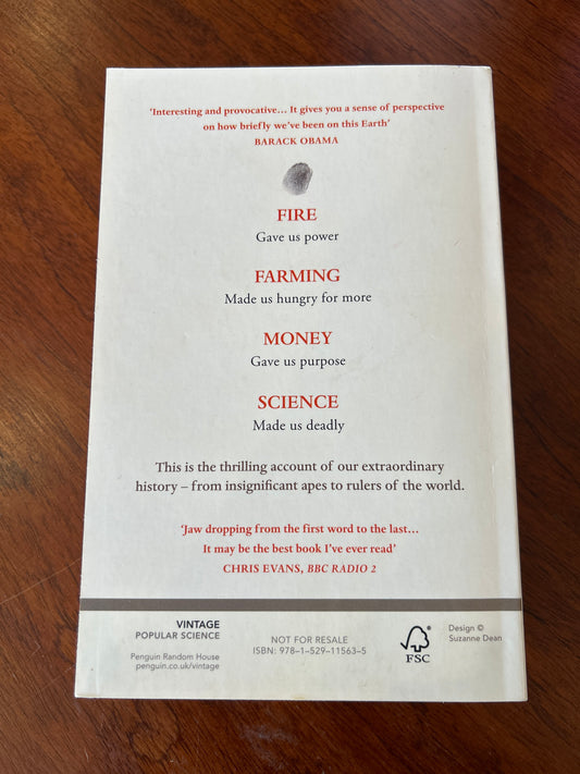 Sapiens: a brief history of humankind. Yuval Noah Harari. 2015.