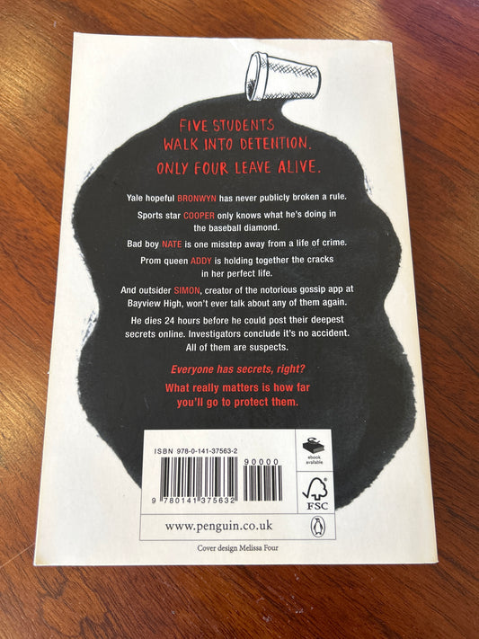 One of us is lying. Karen McManus. 2017.