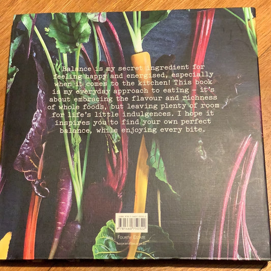 Life in balance: a fresher approach to eating. Donna Hay. 2015.