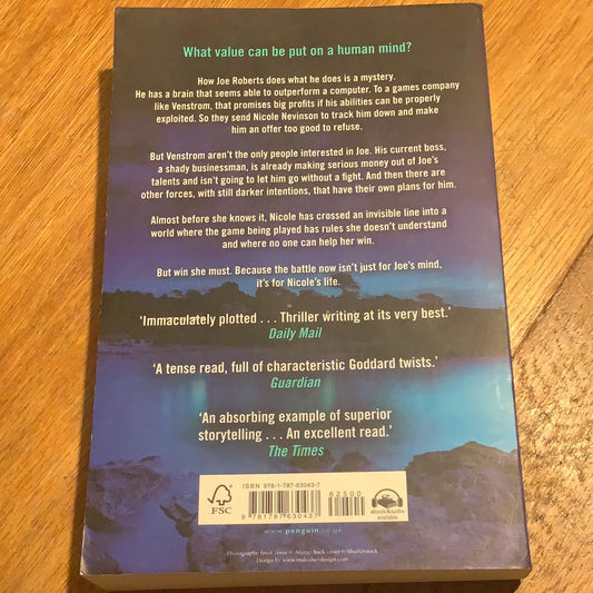 One false move. Robert Goddard. 2019.