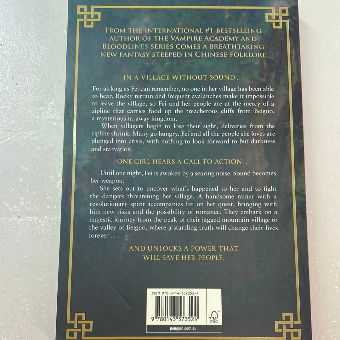 Soundless. Richelle Mead. 2015.