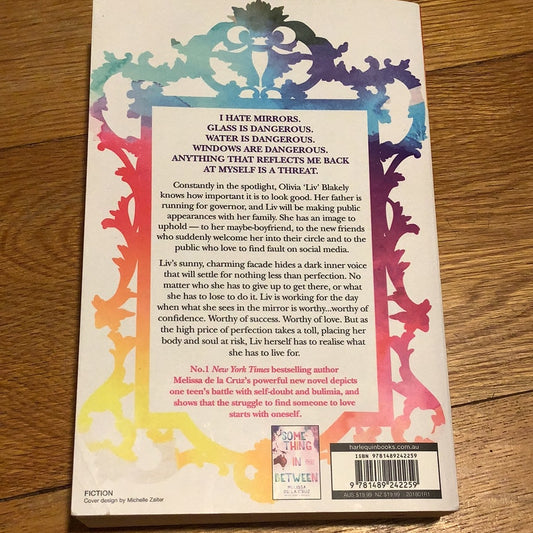 Someone to love. Melissa De La Cruz. 2018.