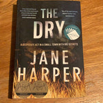 Dry. Jane Harper. 2017.