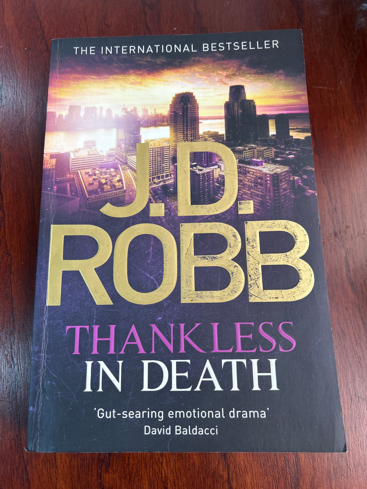 Thankless in death. J.D. Robb. 2014.