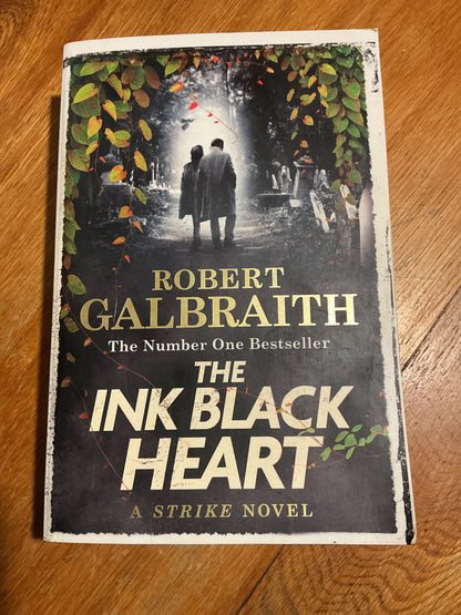 Ink black heart. Robert Galbraith. 2022.