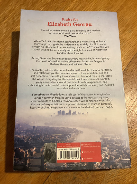Something to hide. Elizabeth George. 2021.