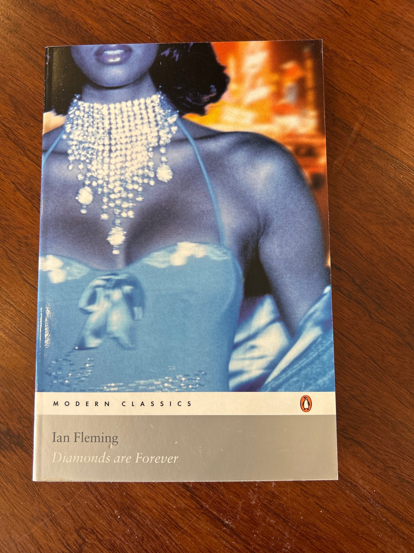 Diamonds are forever. Ian Fleming. 2004.
