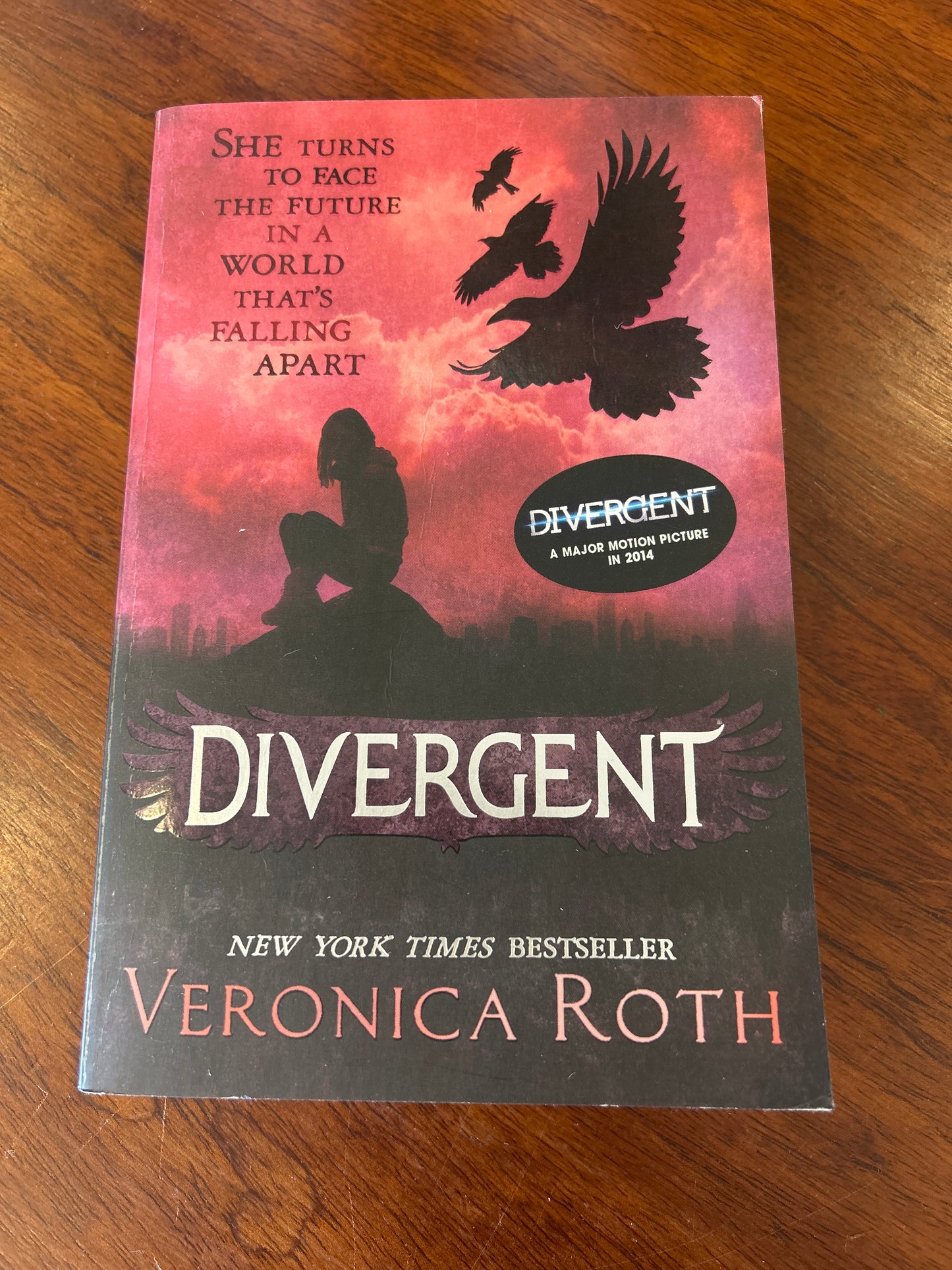 Divergent. Veronica Roth. 2012.