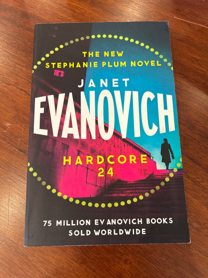 Hardcore 24. Janet Evanovich. 2017.