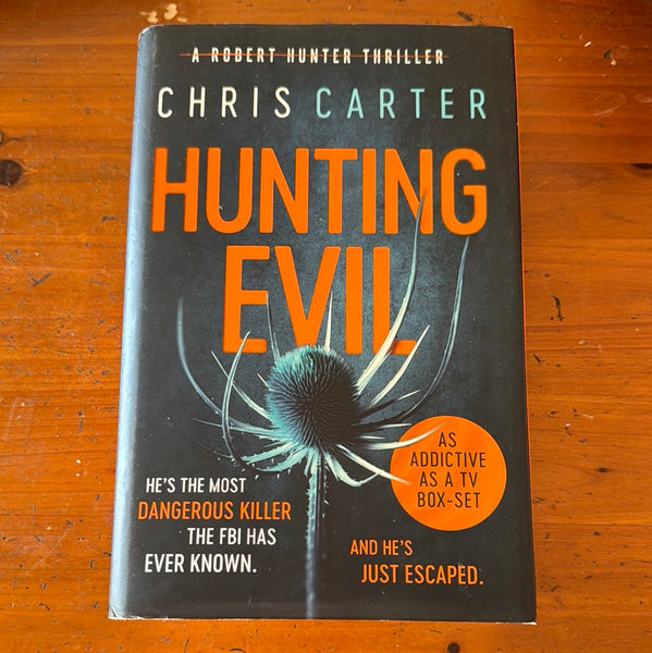 Hunting evil. Chris Carter. 2019.