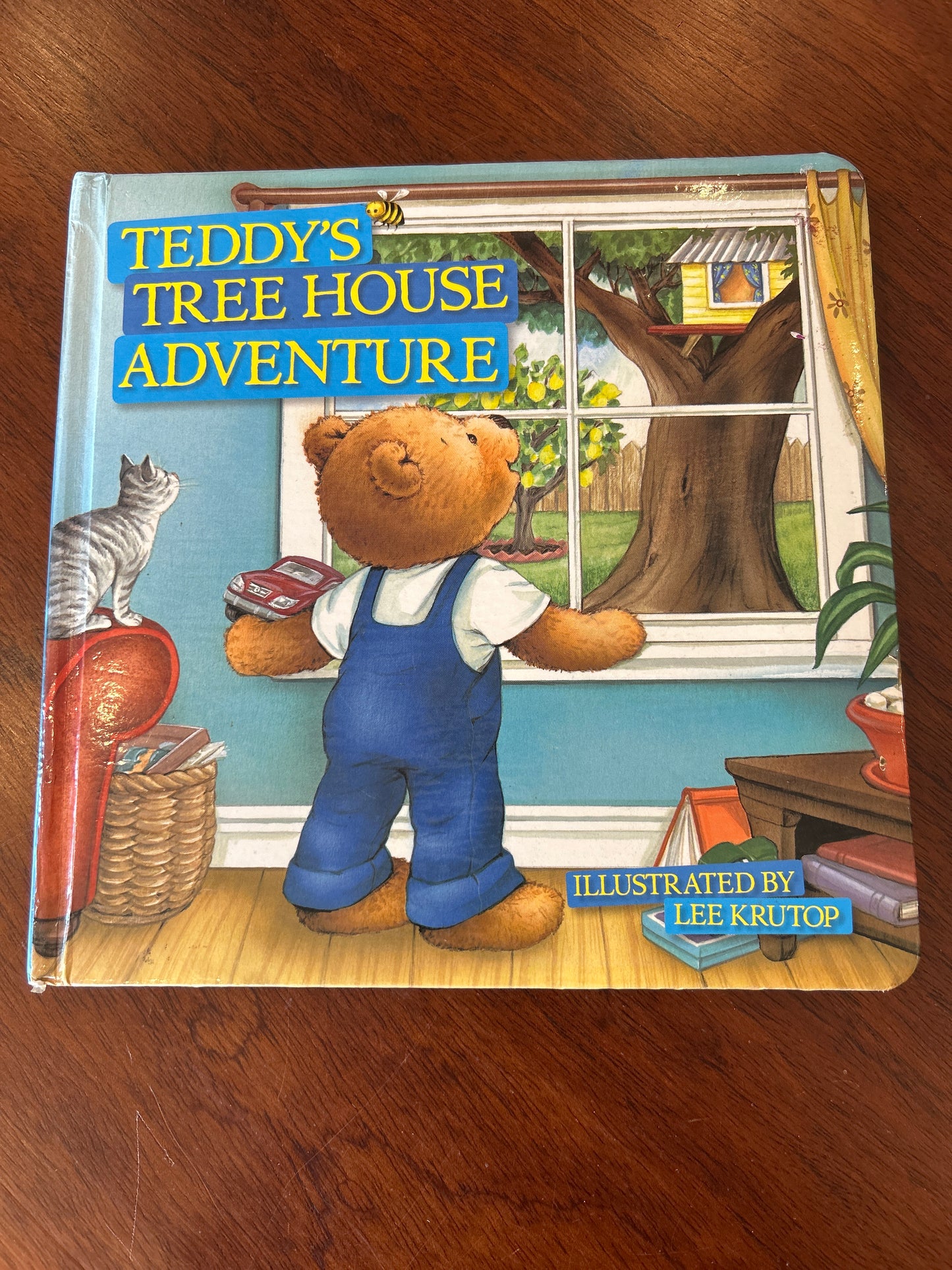 Teddy’s tree house adventure. Alison Reynolds. 2012.
