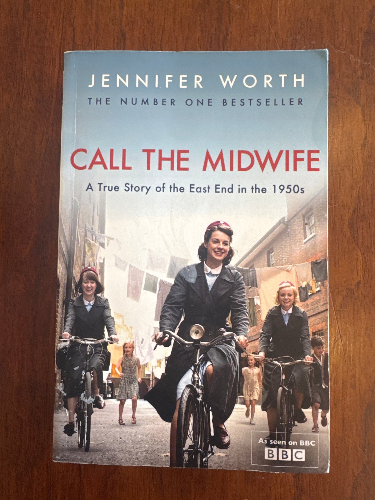 Call the midwife: a true story of the East End in the 1950s. Jennifer Worth. 2012.
