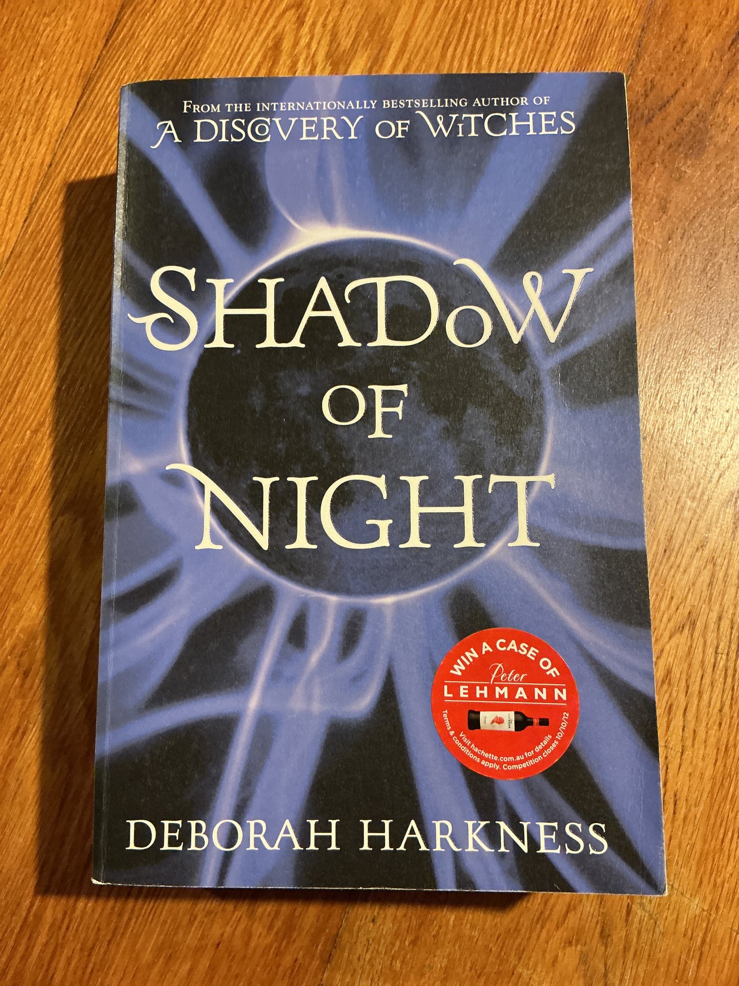 Shadow of the night. Deborah Harkness. 2012.