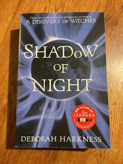 Shadow of the night. Deborah Harkness. 2012.