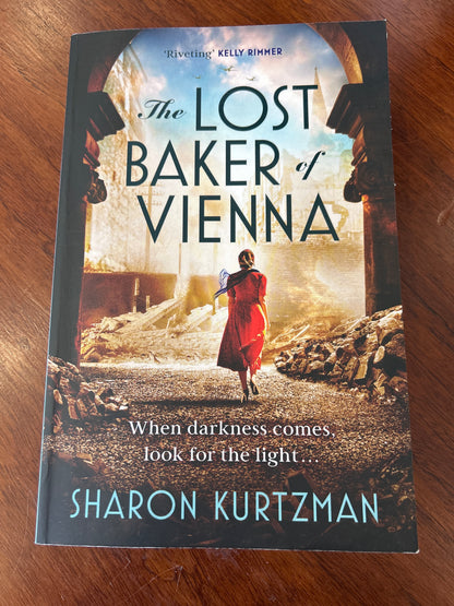 Lost baker of Vienna. Sharon Kurtzman. 2025.