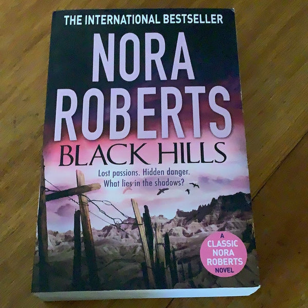 Black Hills. Nora Roberts. 2020.