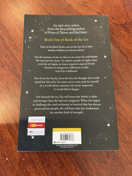 Girl and the stars. Mark Lawrence. 2020.