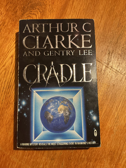 Cradle. Arthur C. Clarke and Gentry Lee. 1990.