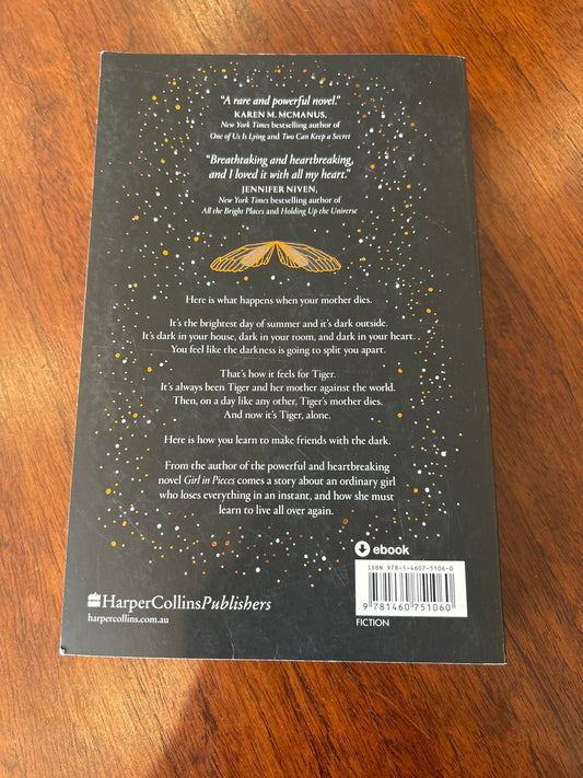 How to make friends with the dark. Kathleen Glasgow. 2019.