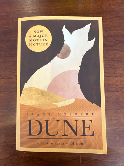 Dune. Frank Herbert. 2005.