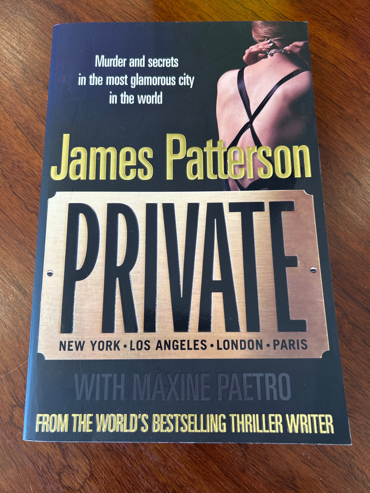 Private. James Patterson & Maxine Paetro. 2010.
